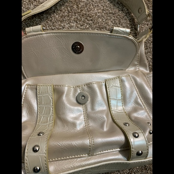 Genna De Rossi cream color purse - Picture 3 of 7